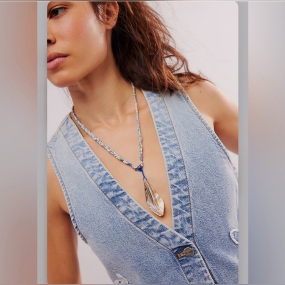 Ariana Ost (@ Free People), The Era Strand Necklace, Blue/White/Shell -NEW!!! - Picture 2 of 11